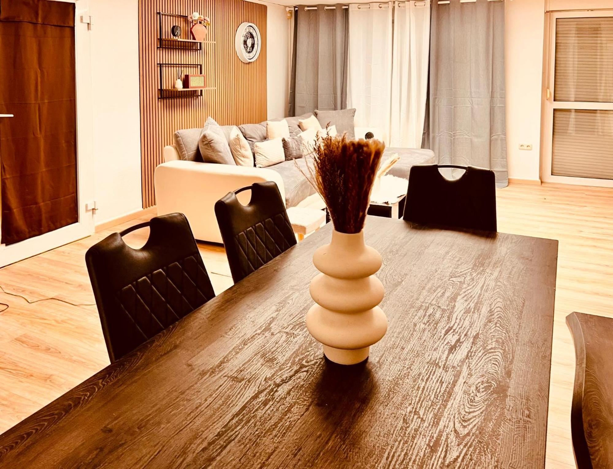 Cologne Luxe Living: Opulent Elegance Unleashed Διαμέρισμα Εξωτερικό φωτογραφία