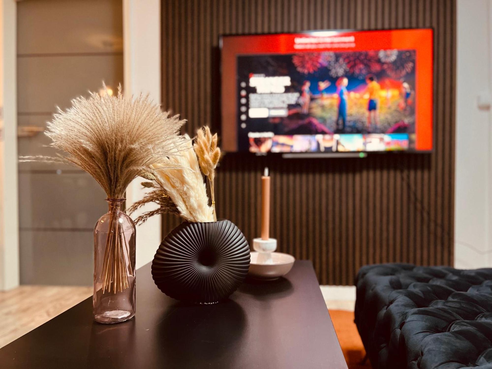Cologne Luxe Living: Opulent Elegance Unleashed Διαμέρισμα Εξωτερικό φωτογραφία